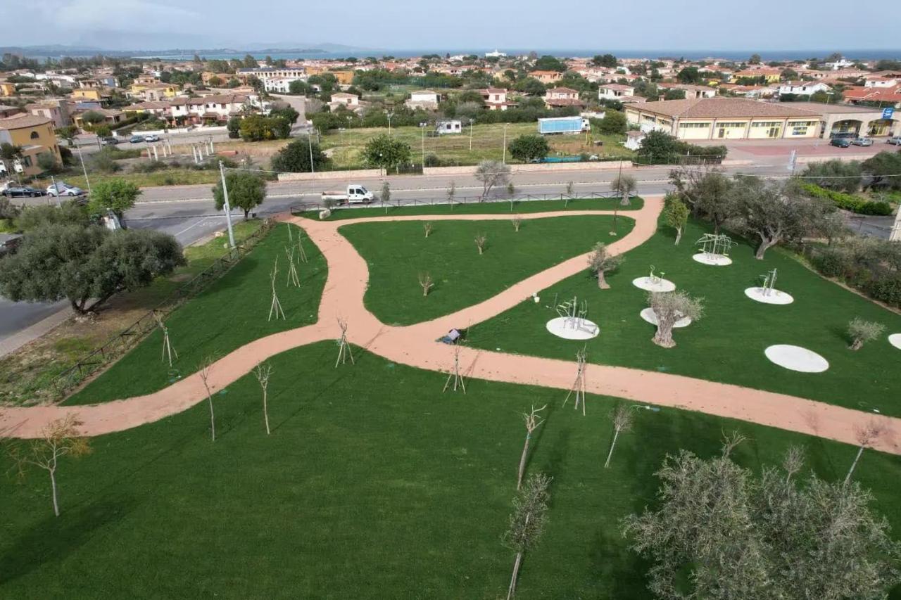 Appartamento Sette Posti Vicino Al Centro Di San Teodoro San Teodoro  Bagian luar foto